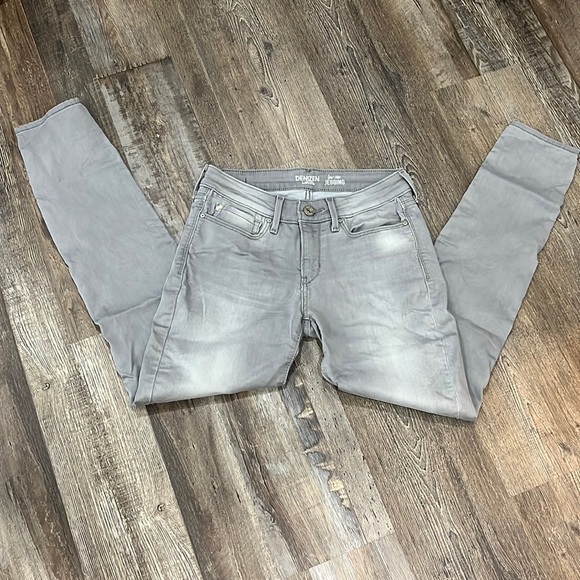 Denizen from Levi’s Low Rise Gray Jeggings Skinnies Faded Sz 7 W28 Indie Sleaze - Picture 5 of 12